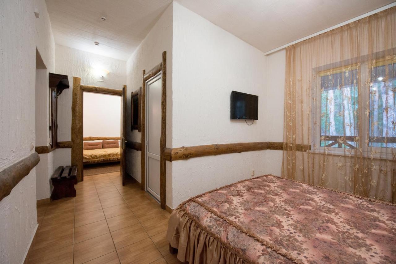 Oazis-M Hotel Babin Exterior photo